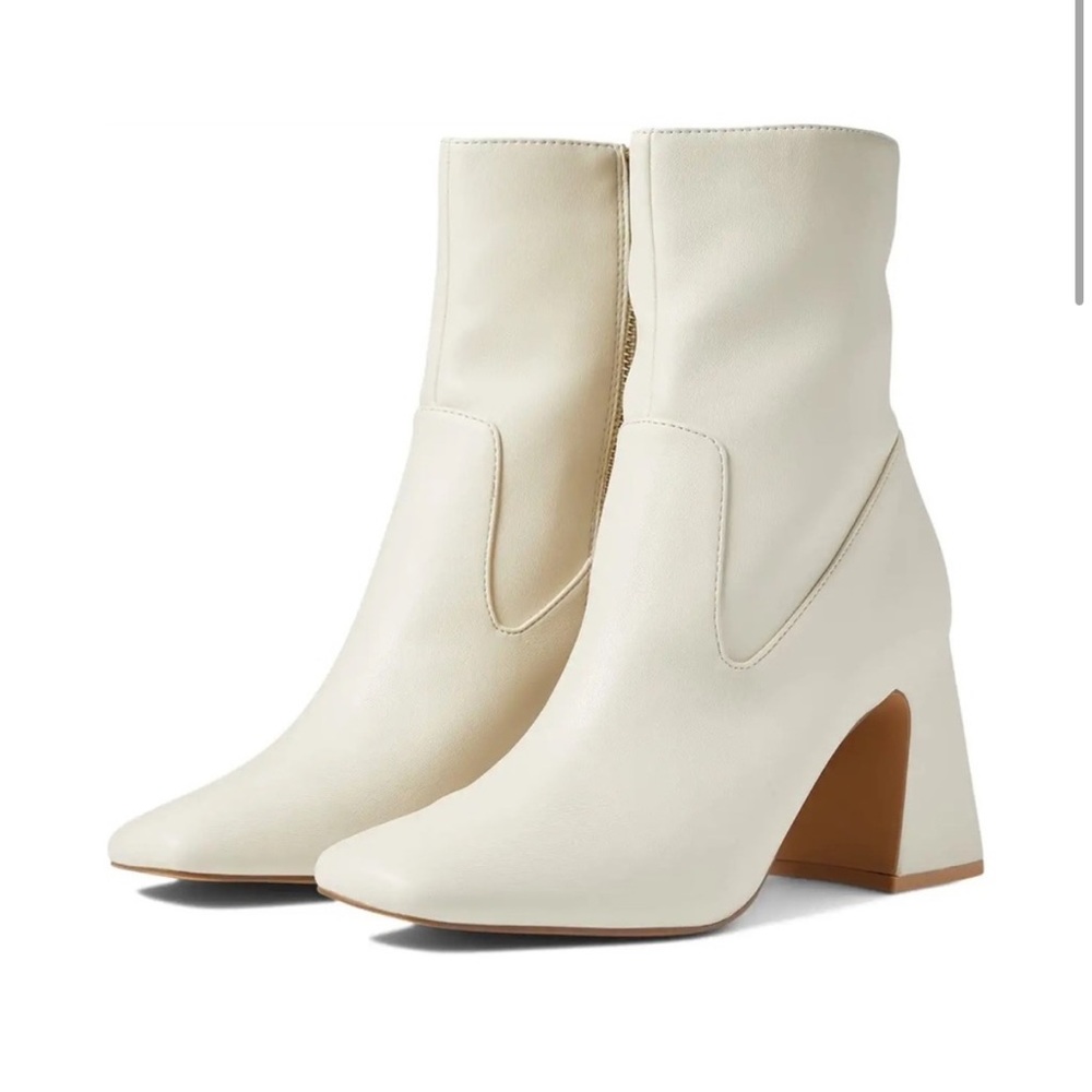 Abercrombie and Fitch Booties